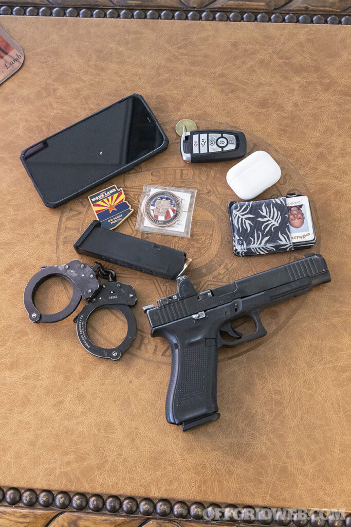 Photo of Mark Lamb's every day carry items.